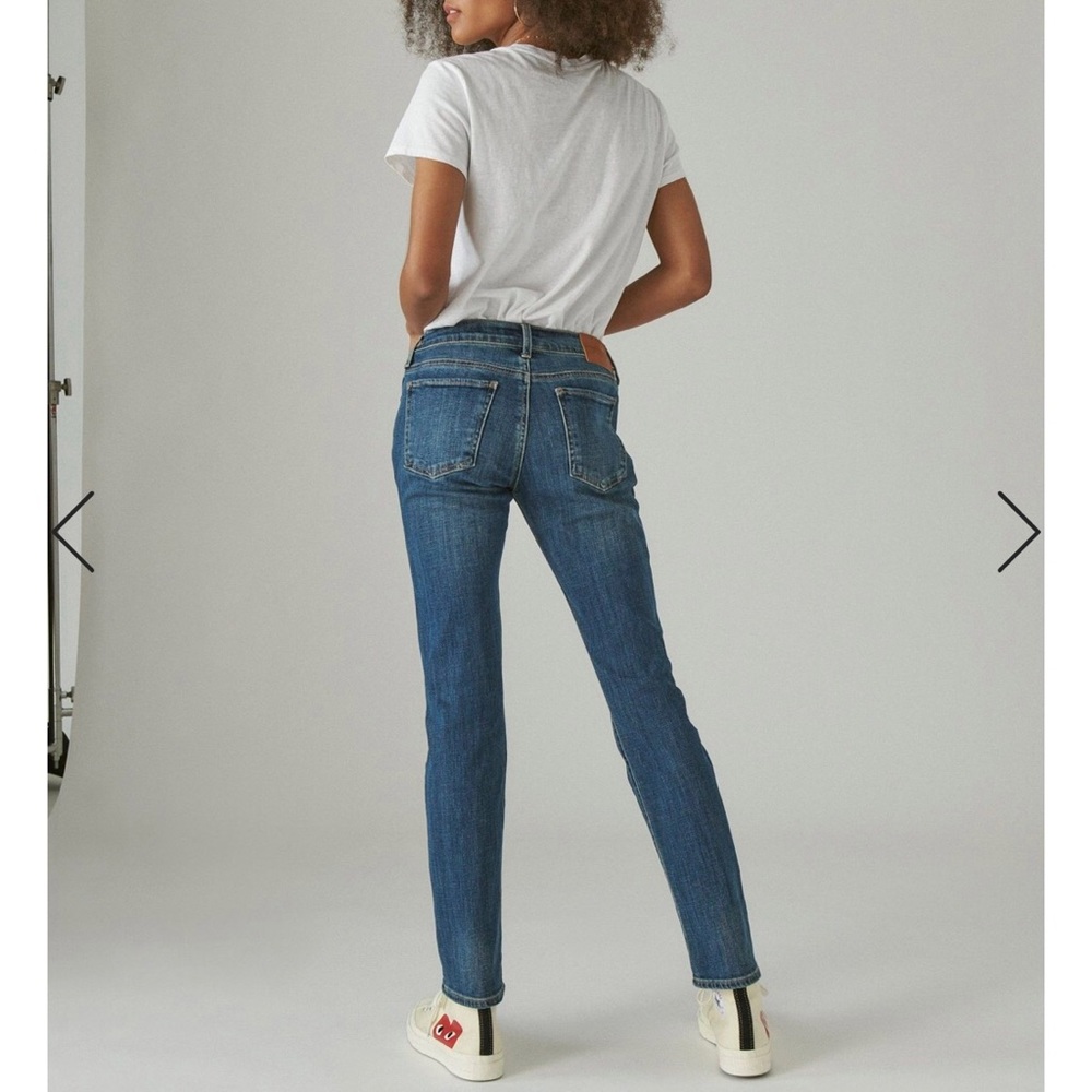 Lucky Brand Sweet Straight Ankle Length Denim Jean